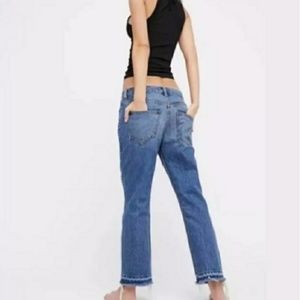 Free People Cropped Distressed Jeans Sz US 26